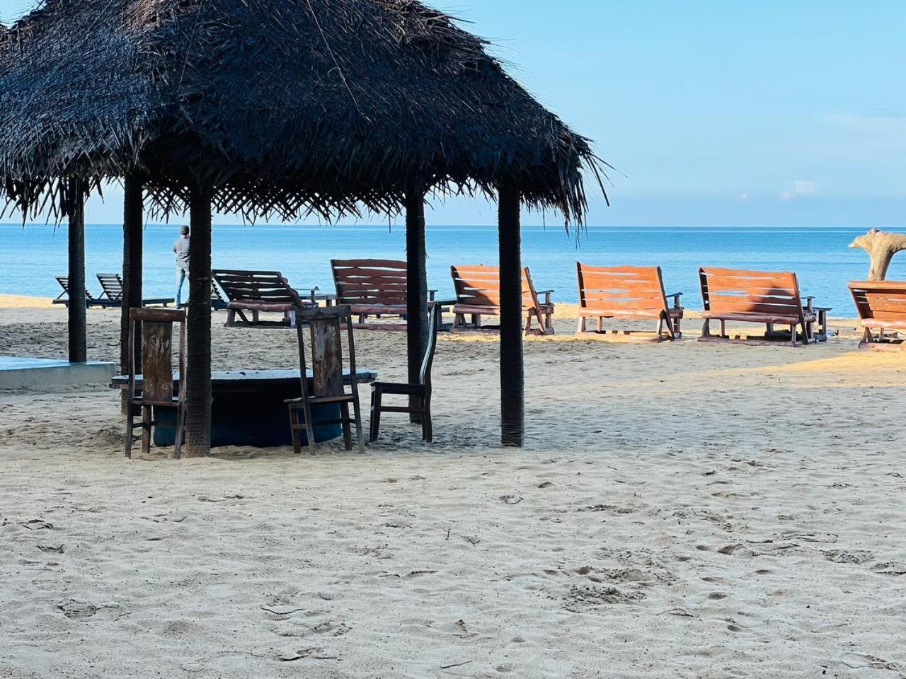 Omeesha Beach Hotel Kalpitiya Kültér fotó