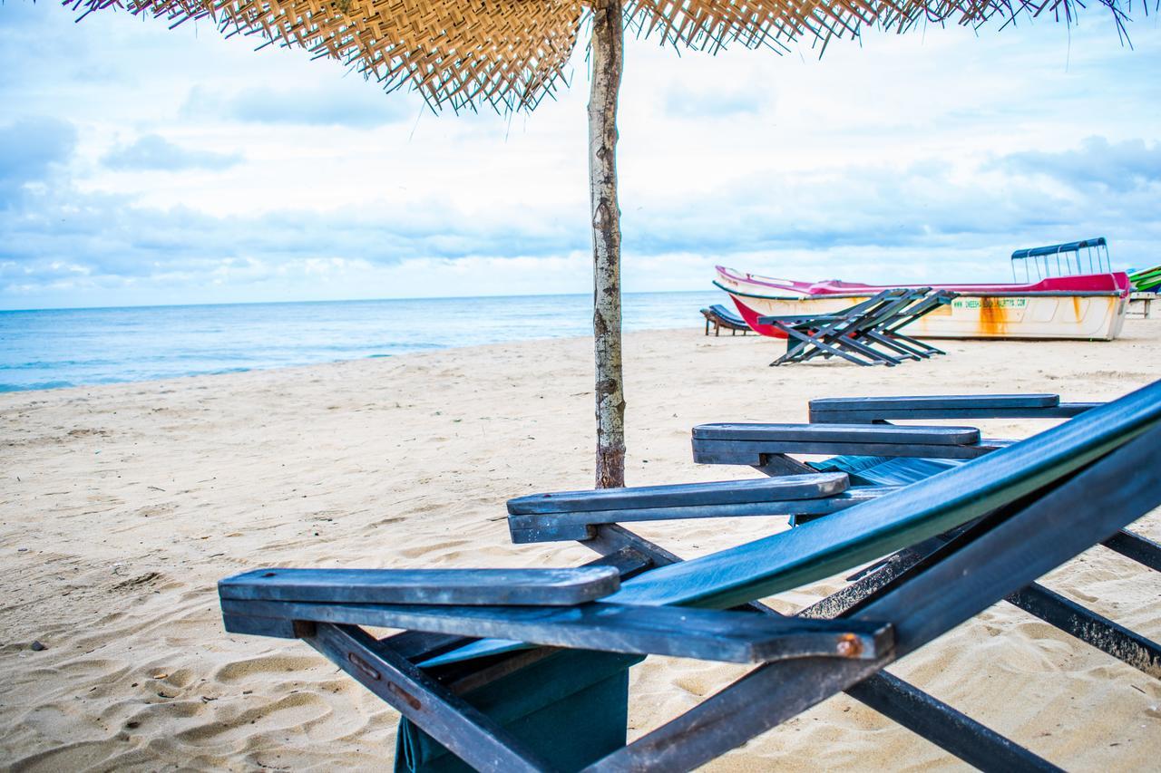 Omeesha Beach Hotel Kalpitiya Kültér fotó