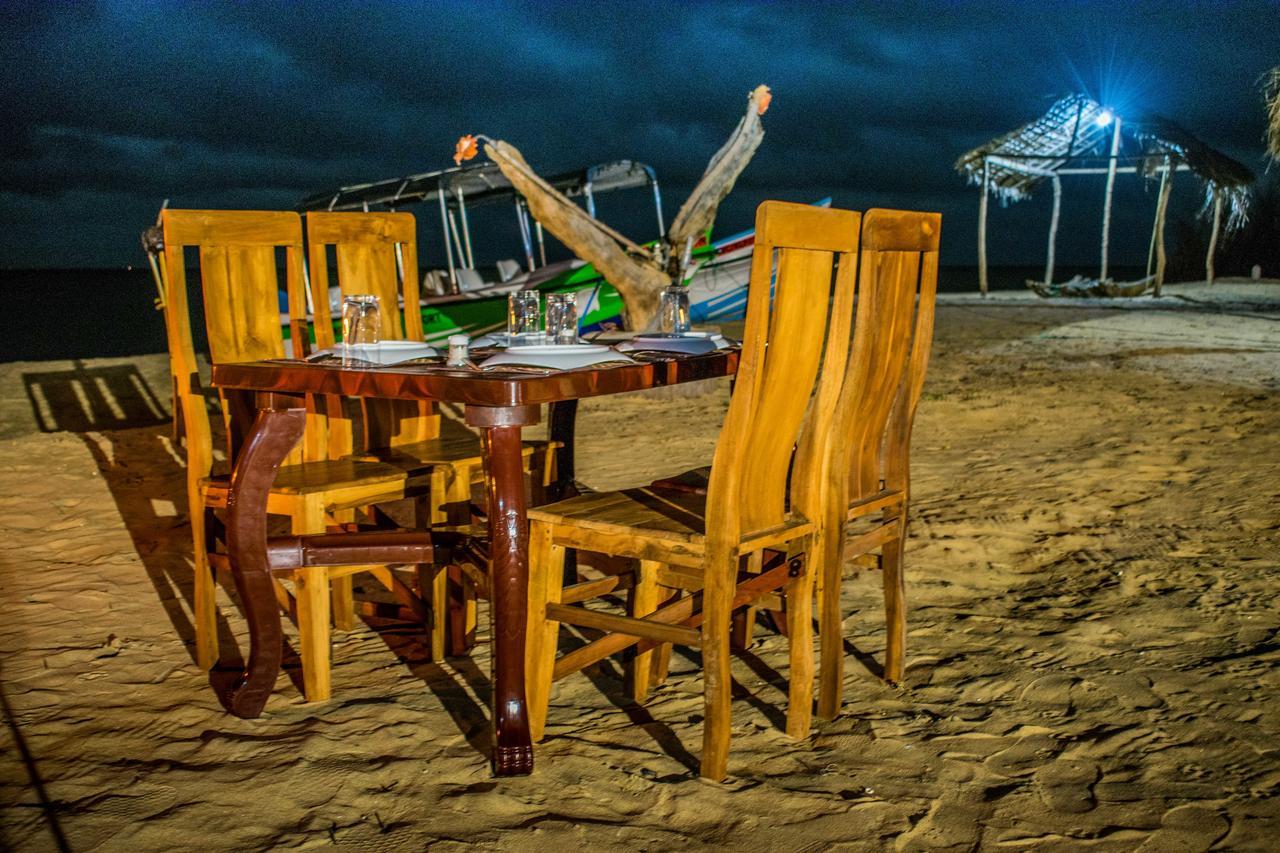 Omeesha Beach Hotel Kalpitiya Kültér fotó