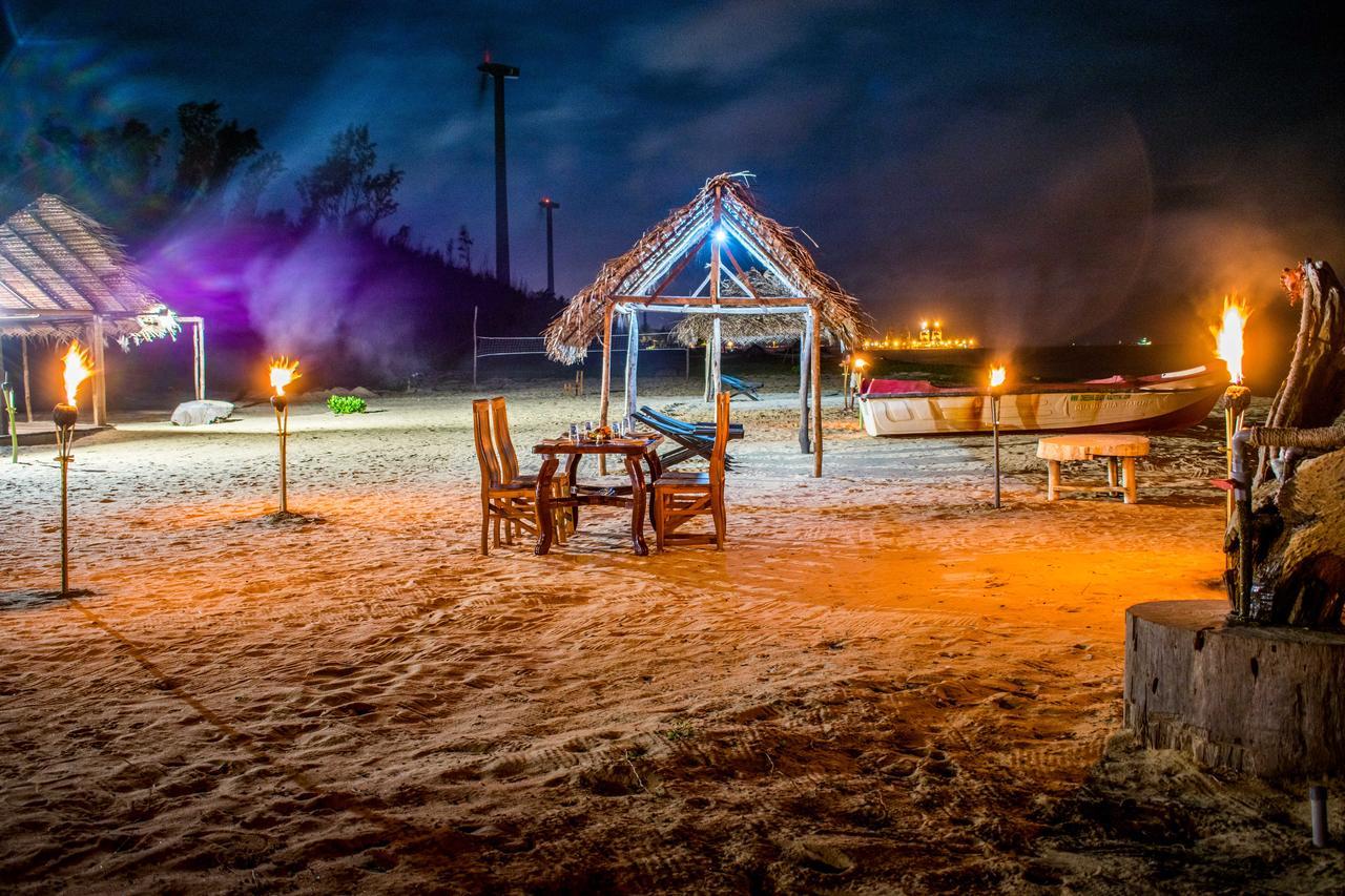Omeesha Beach Hotel Kalpitiya Kültér fotó