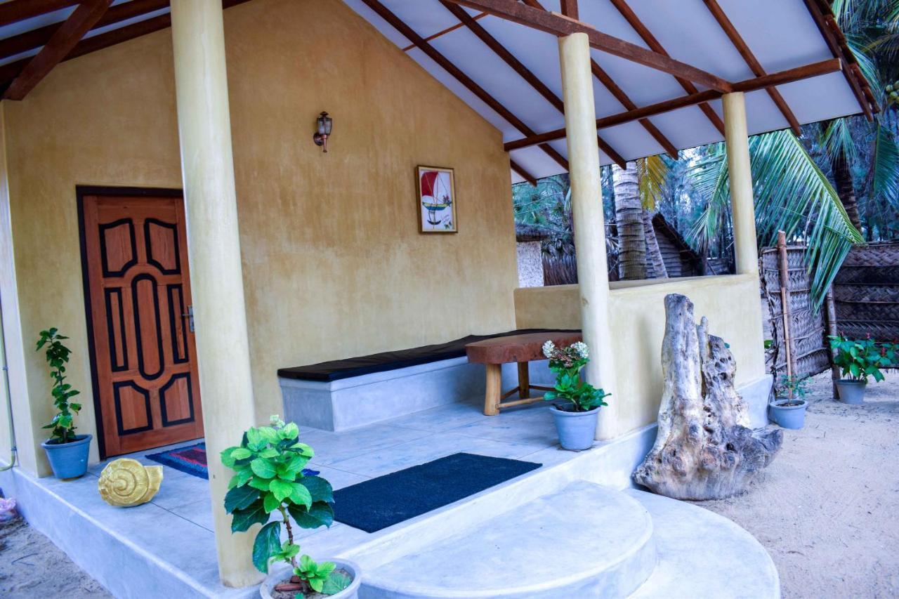 Omeesha Beach Hotel Kalpitiya Kültér fotó