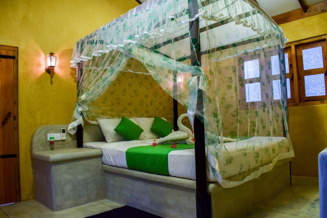Omeesha Beach Hotel Kalpitiya Kültér fotó